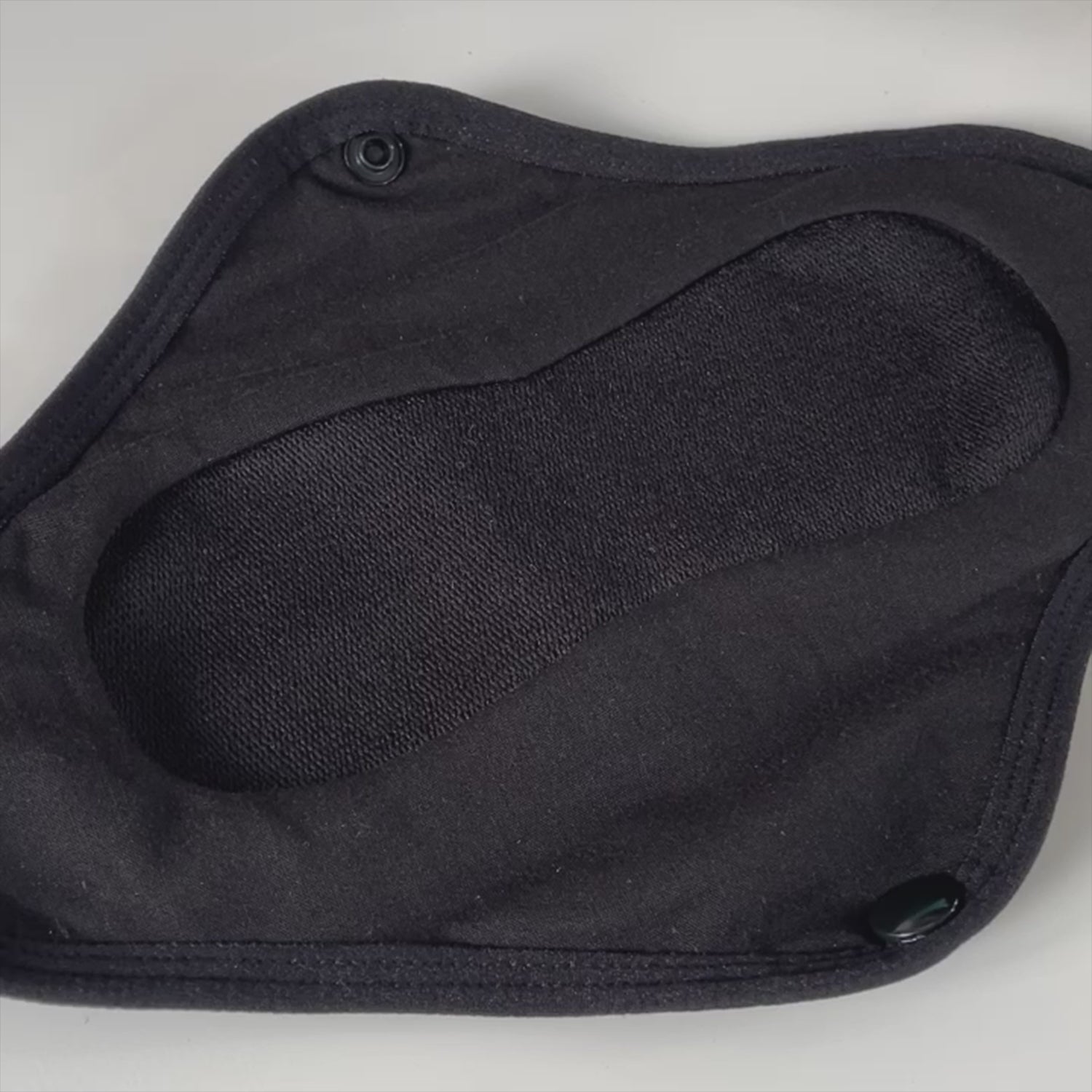 Video highlighting the absorption of the WUKA x Mooncup light flow reusable pad